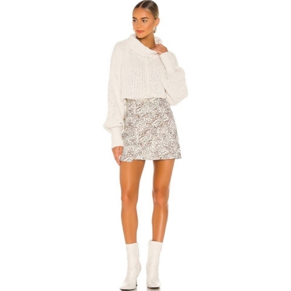 Free People vegan leather Cream & Brown leopard Print Skirt sz 6 Indie festival